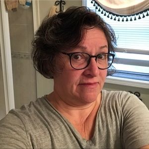 Meet your Posher, Deanna